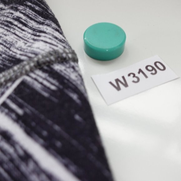 Lululemon Pants Size 8 Leggings High Waisted Skinny Activewear Slim Abstract‎ - Picture 8 of 9